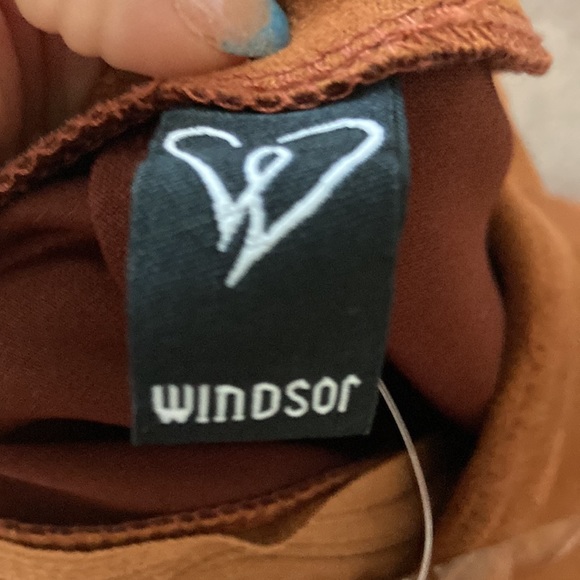 Windsor faux suede skirt - Picture 3 of 5